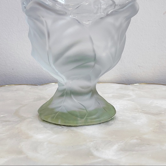 Viking Ruffle Edge Frosted Cabbage Leaf Dish Vtg - Picture 3 of 12